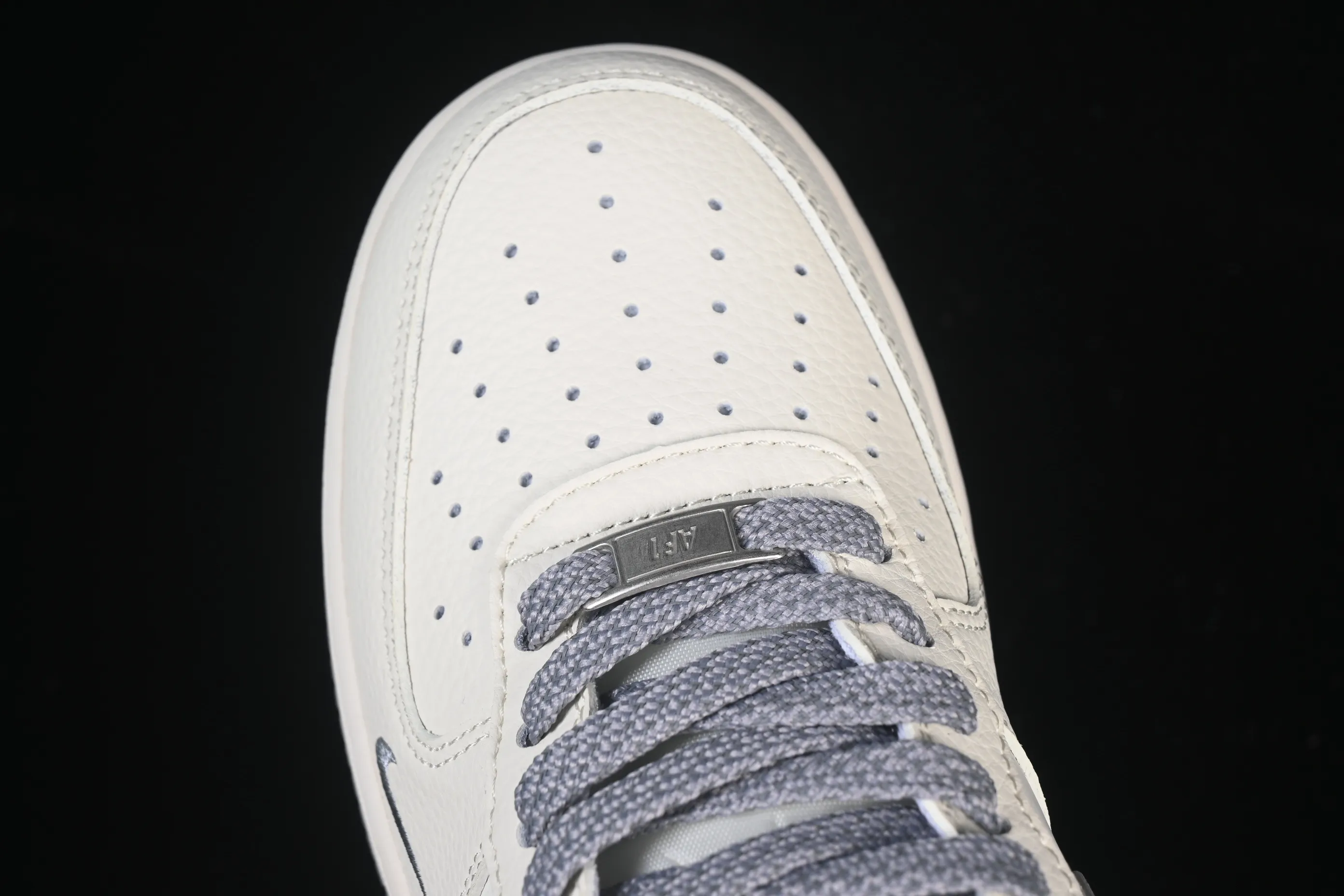 All categories Nk Air Force 1 Air Force series Nk Air Force 1 Low Air Force low-top Nike Air Force 1'07 Low Nike tree pattern classic gray Air Force 1 low-top casual sneakers SM6668-106